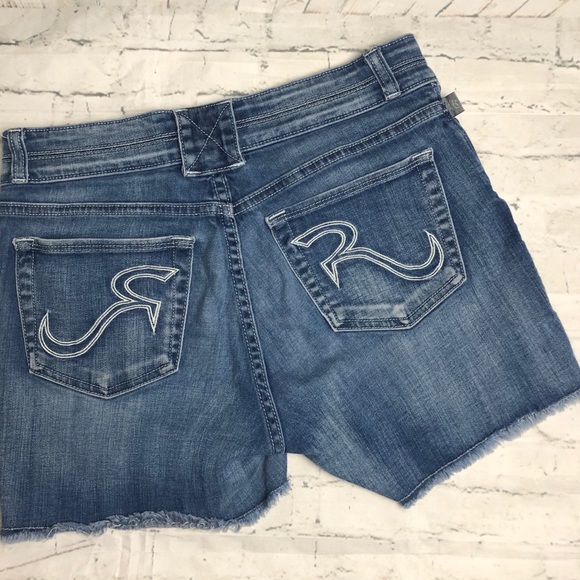 Rock & Republic Fringe Hem Denim Shorts Size 6 - Picture 2 of 4